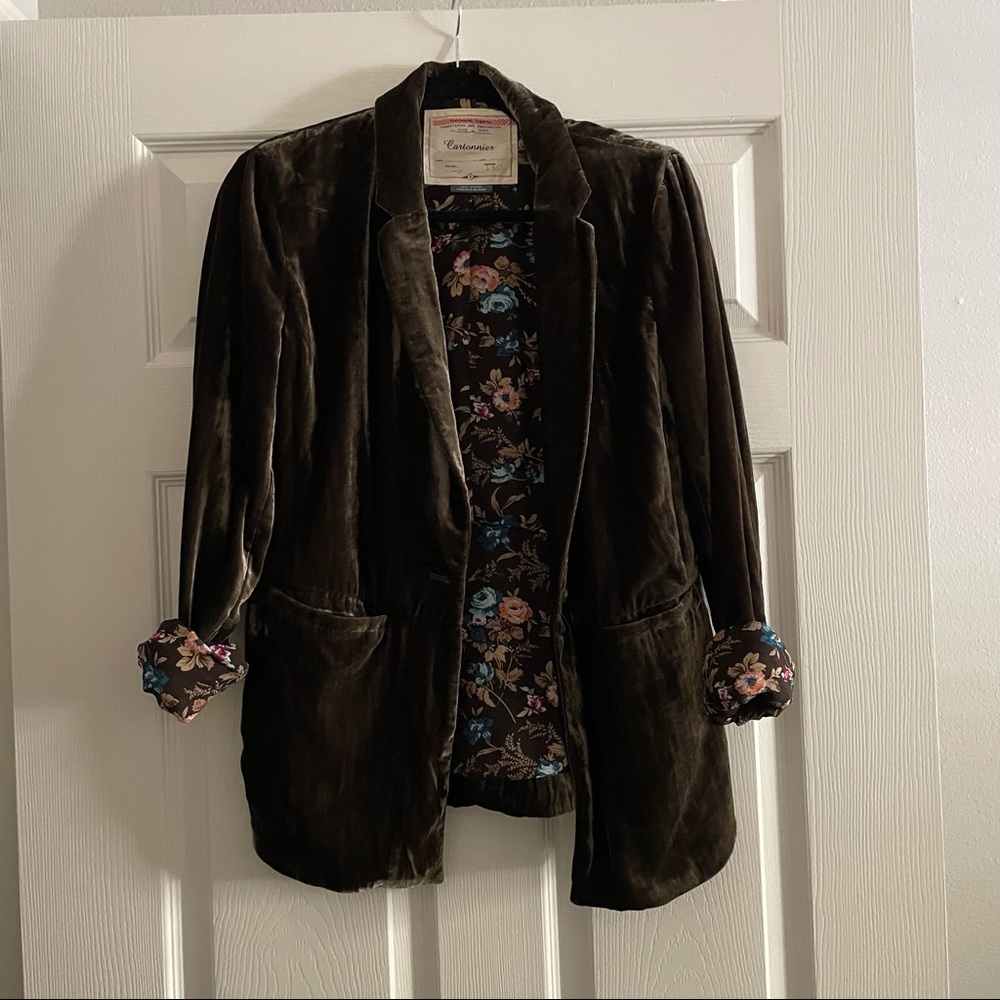 Anthropologie velvet blazer